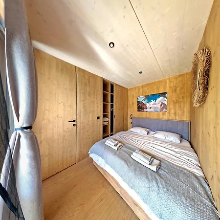 Jazine Beach Villas Tisno Exterior photo